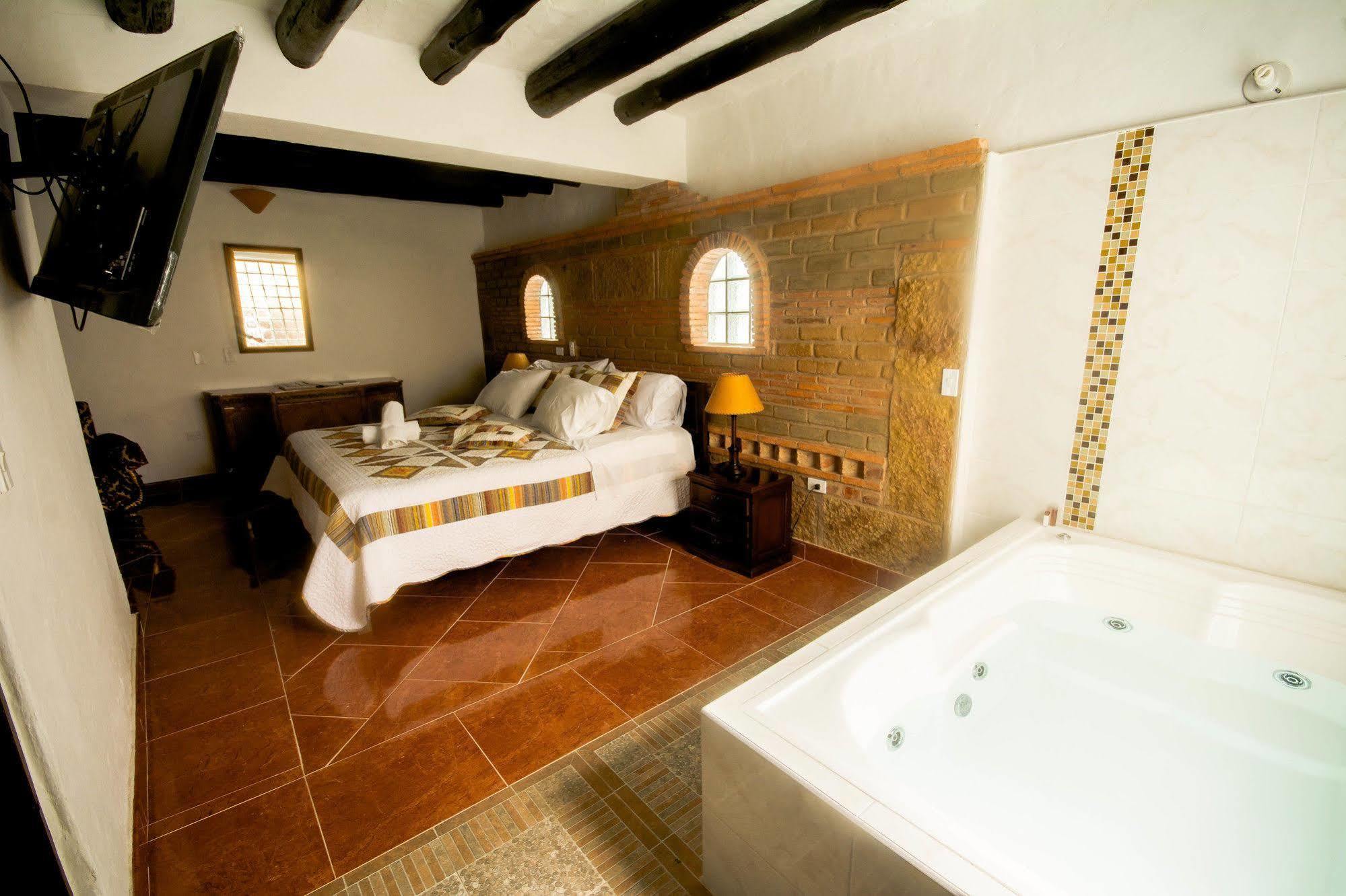 Hotel Los Frayles Villa de Leyva Luaran gambar